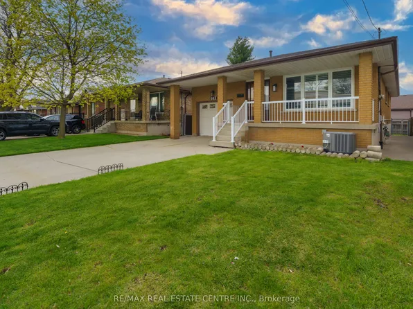 683 7th Ave S, Hamilton, ON L8V 1Z1