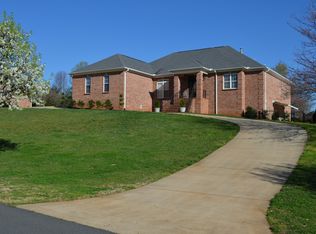 7146 Belmont Dr, Trinity, NC 27370