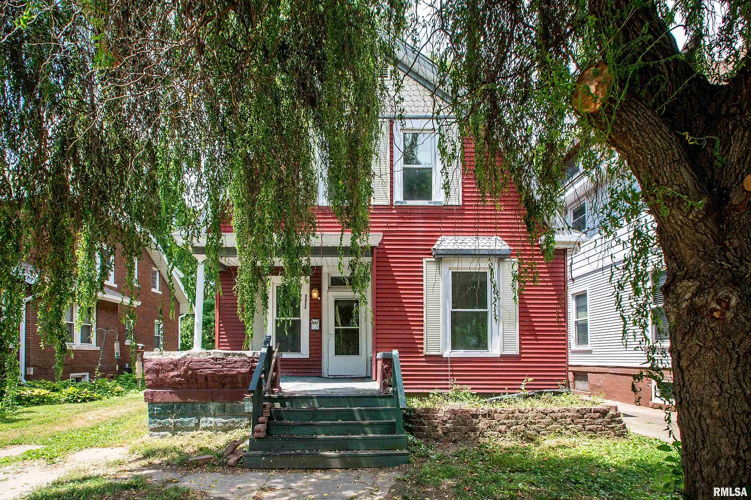 2211 N Bigelow St photo 1