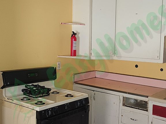 5th image of 2508 W Fremont St