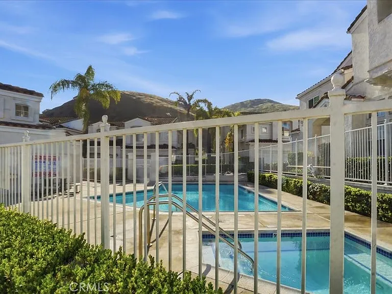 356 Carrione Ct — Photo 16