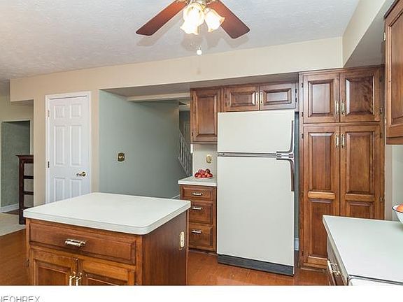 4th image of 9916 Forestview Dr