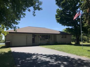 421 Andrews St, Village Of Mukwonago, WI 53149