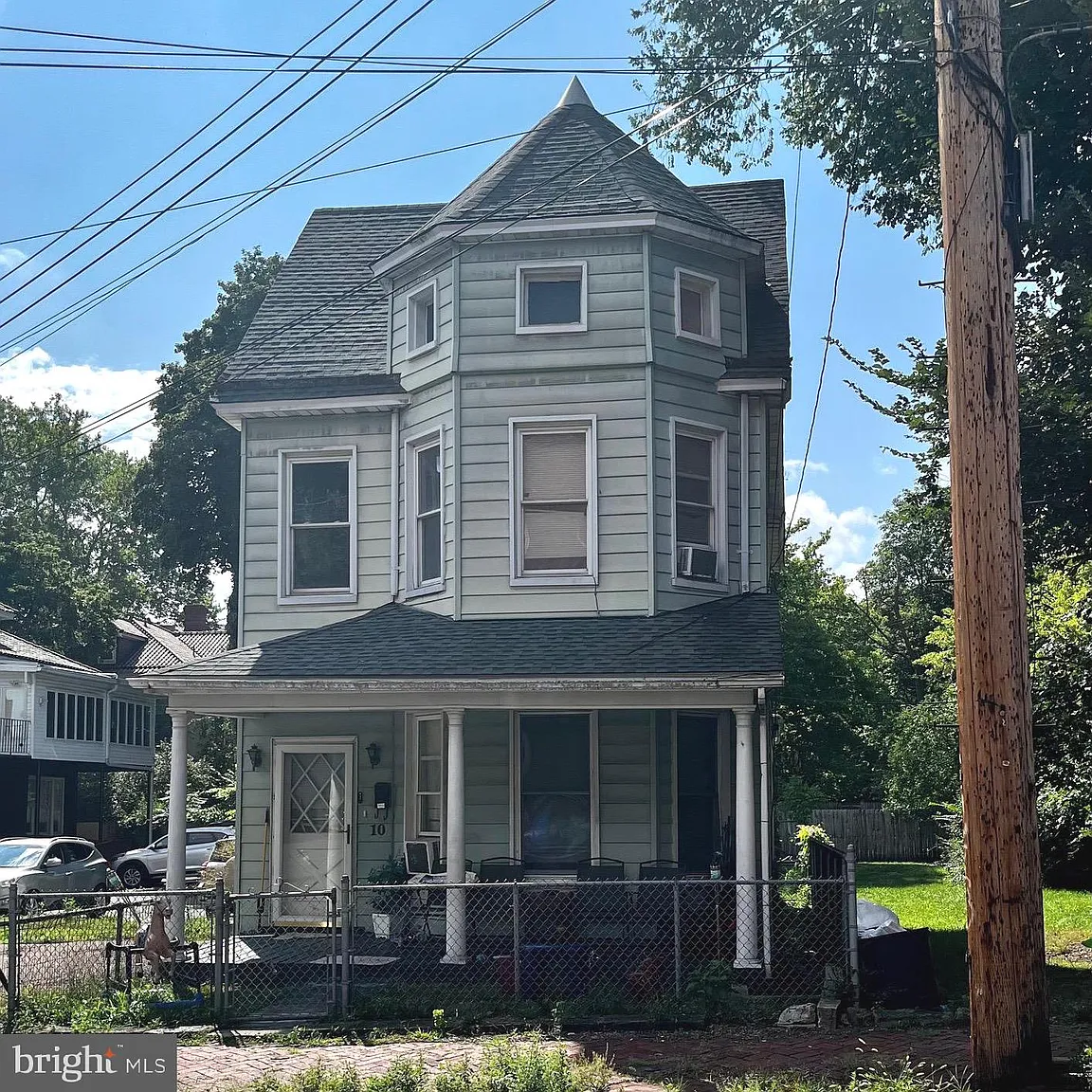 10 N Lee St photo 1