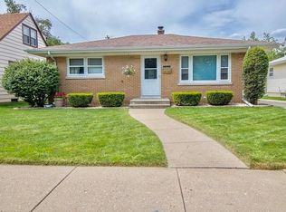 7924 43rd Ave, Kenosha, WI 53142