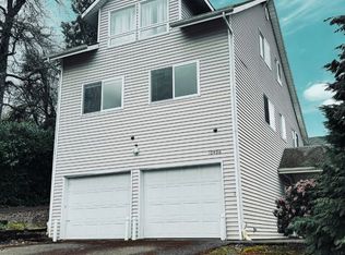 10406 NE Fargo St, Portland, OR