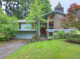 4220 158th Ave SE, Bellevue, WA 98006