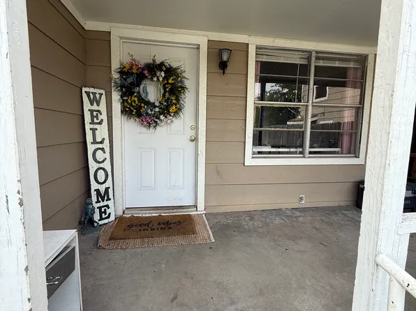 669 N Graham St, Stephenville, TX 76401