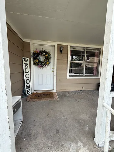 669 N Graham St Photo 1
