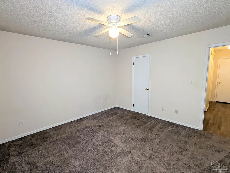 1011 Rentz Ave — Photo 31