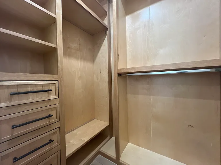 601 N Riverside Dr — Photo 33