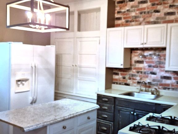 Ample Cabinet Storage Space and Built-ins