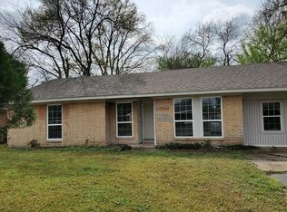5530 Elm Springs Dr, Houston, TX 77048