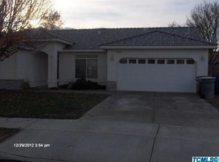 1109 Cousins Ct, Lemoore, CA 93245
