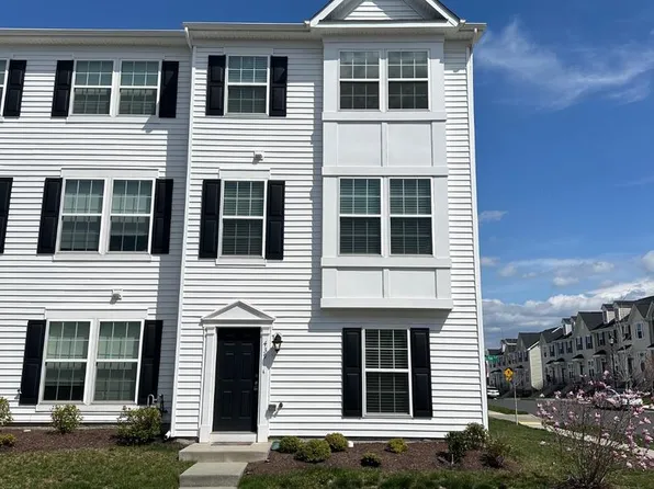 439 Pemberton Park Ln, Frederick, MD 21703