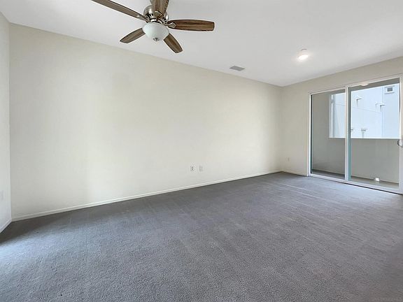 4th image of 5165 Calle Sandwaves Unit 10