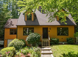 92 Wells Village Rd, Sandown, NH 03873