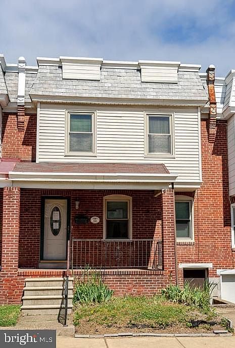 1st image of 223 Bayard Ave