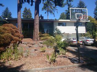 11706 8th Ave NW, Seattle, WA 98177