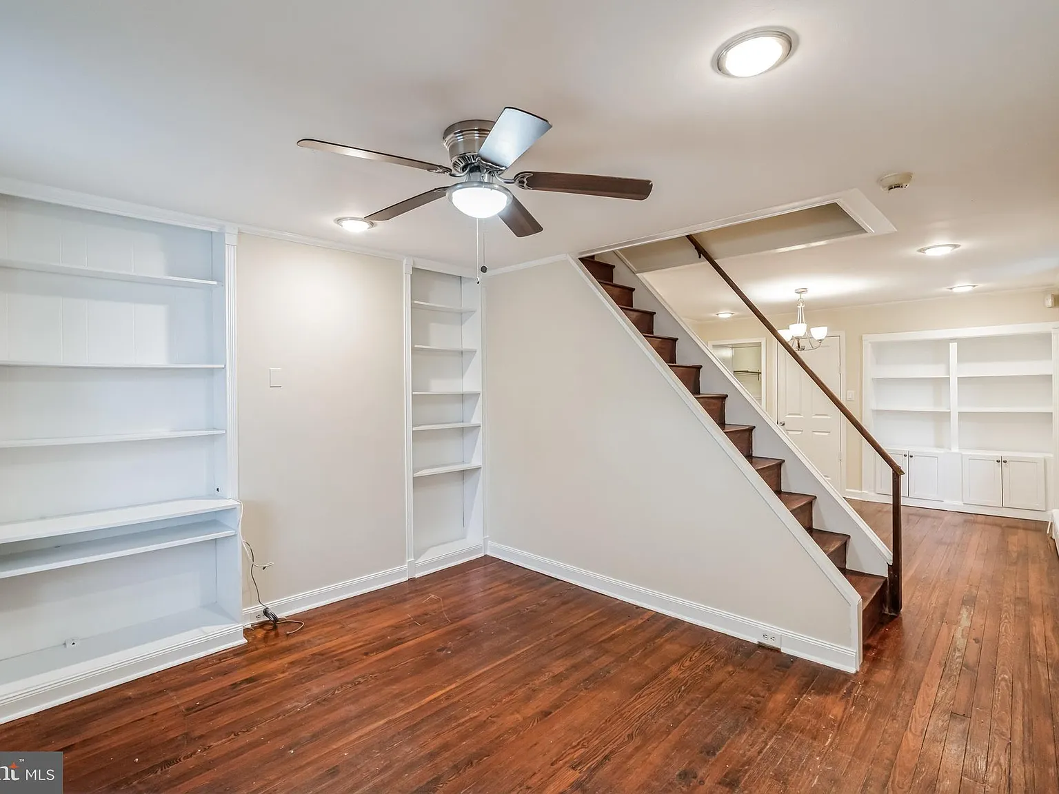 2 bed, 1050 sqft, $1,850 — Photo 4