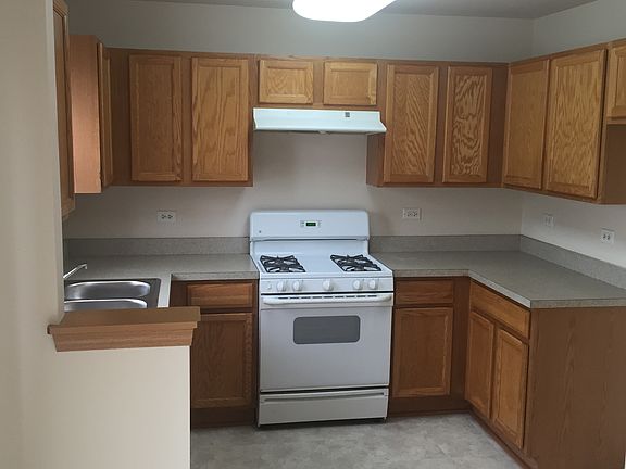 2nd image of 2625 Canyon Dr