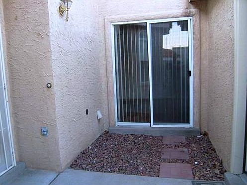 5th image of 135 N Alto Mesa Dr #A