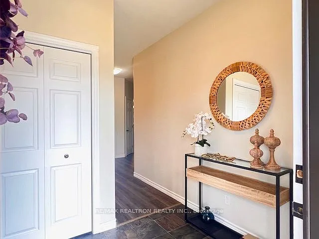 2 bed, $2,400 — Photo 4