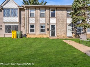 200 Stratford Pl, Lakewood, NJ 08701
