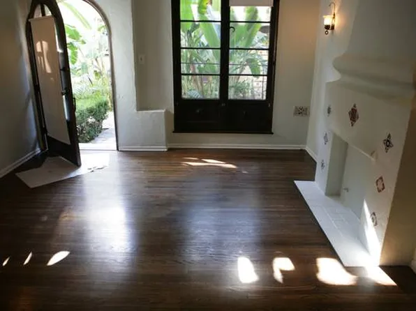 329 N Heliotrope Dr, Los Angeles, CA 90004