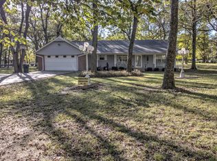 1003 N Osage St, Chouteau, OK 74337