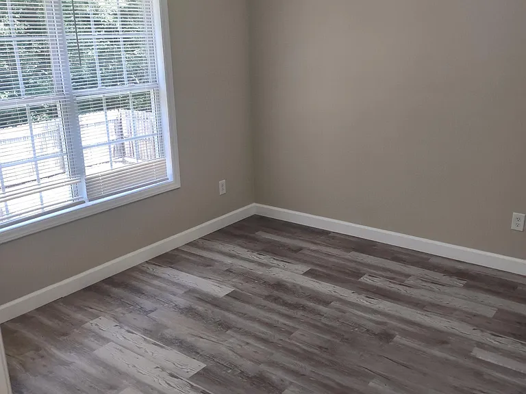 134 Anna St — Photo 11