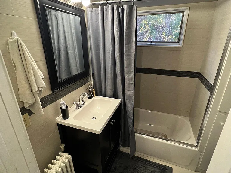 52 Dascomb Rd — Photo 15