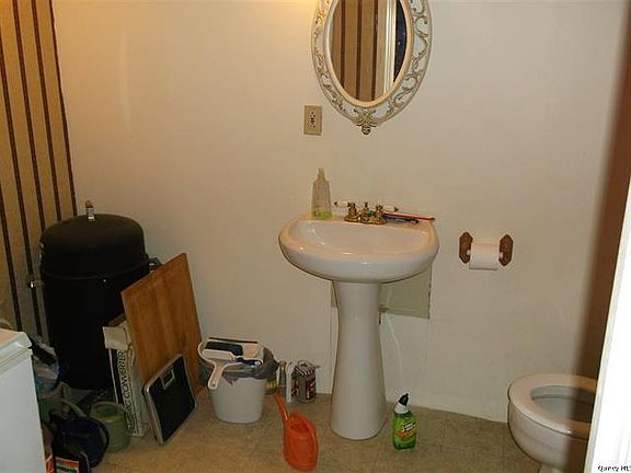 Home for Sale in Quincy, IL $59,500