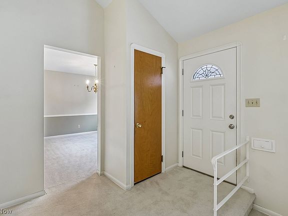 4th image of 20940 Fairlane Cir