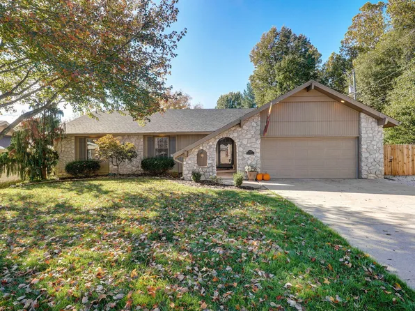 834 E Meadowlark Street, Springfield, MO 65810