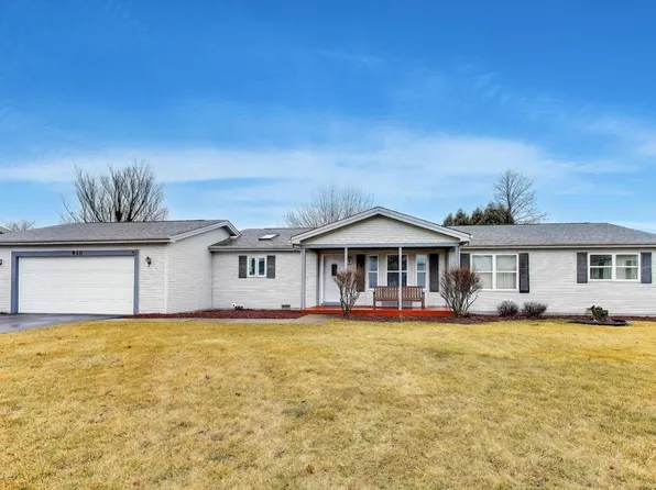 910 Shetland Ct, Grayslake, IL 60030