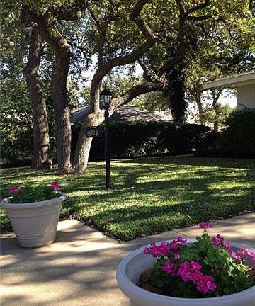 2nd image of 607 NW 19th St