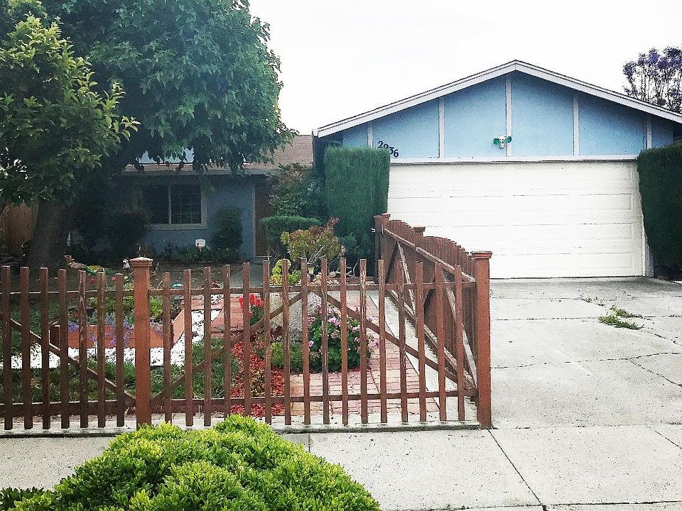 1st image of 2936 Bradbury Dr