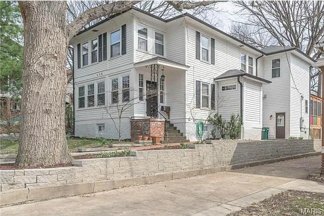 628 Cornelia Ave photo 1