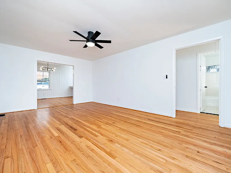 2312 Sheffield Rd — Photo 5