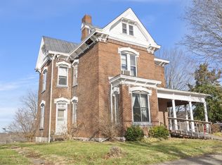 418 E Bridge St, Cynthiana, KY 41031
