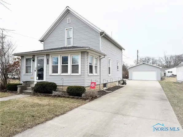 1398 N Union St, Fostoria, OH 44830