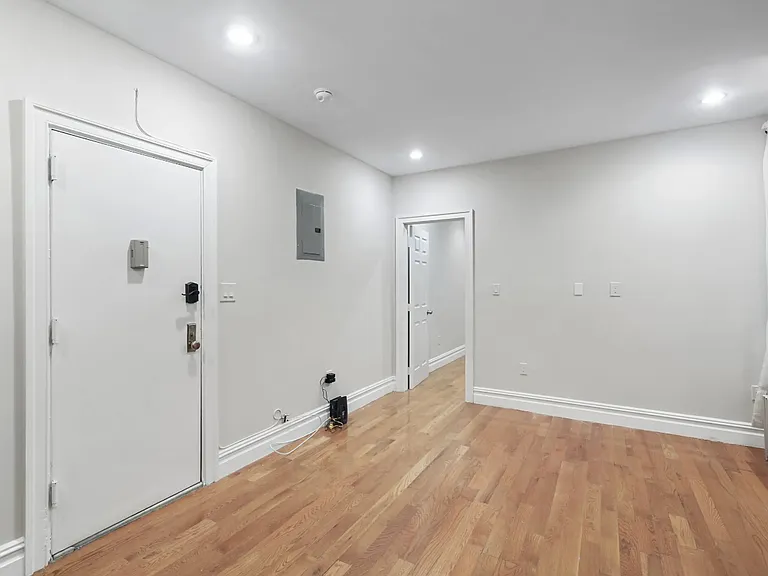 736 Riverside Dr #1D — Photo 6