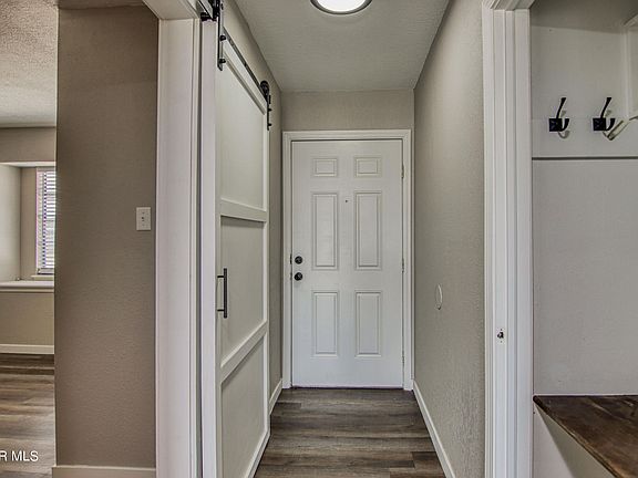 2nd image of 3311 Drummond Dr