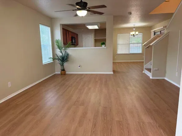 79 Booker Palm, San Antonio, TX 78239