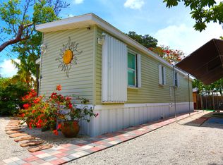 11 Mockingbird Rd, Key Largo, FL 33037