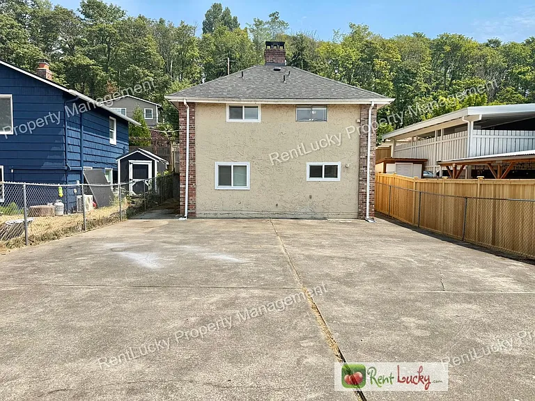 5511 18th Ave S — Photo 29
