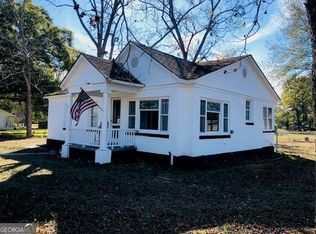 215 NW Williams St, Collins, GA 30421