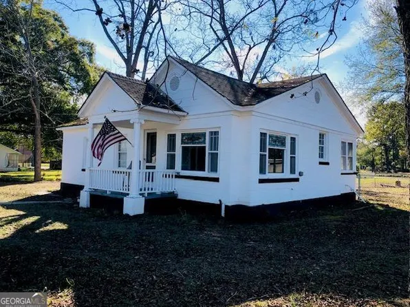 215 NW Williams St, Collins, GA 30421