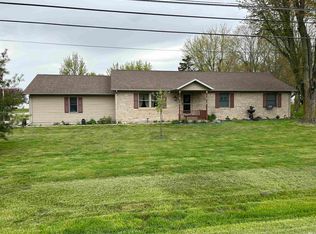 1220 E State St, Albany, IN 47320